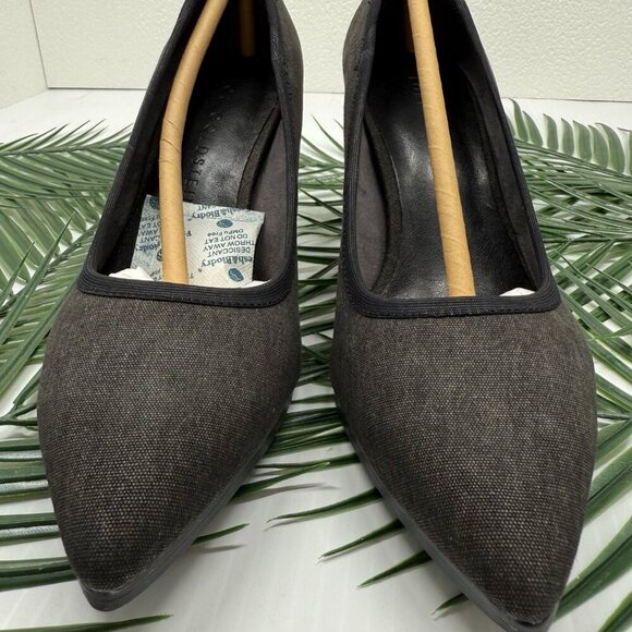 Lori Goldstein Pumps Black Washed Linen LI YARROW  Size 5.5 Pointed Toe Heels - Picture 5 of 12